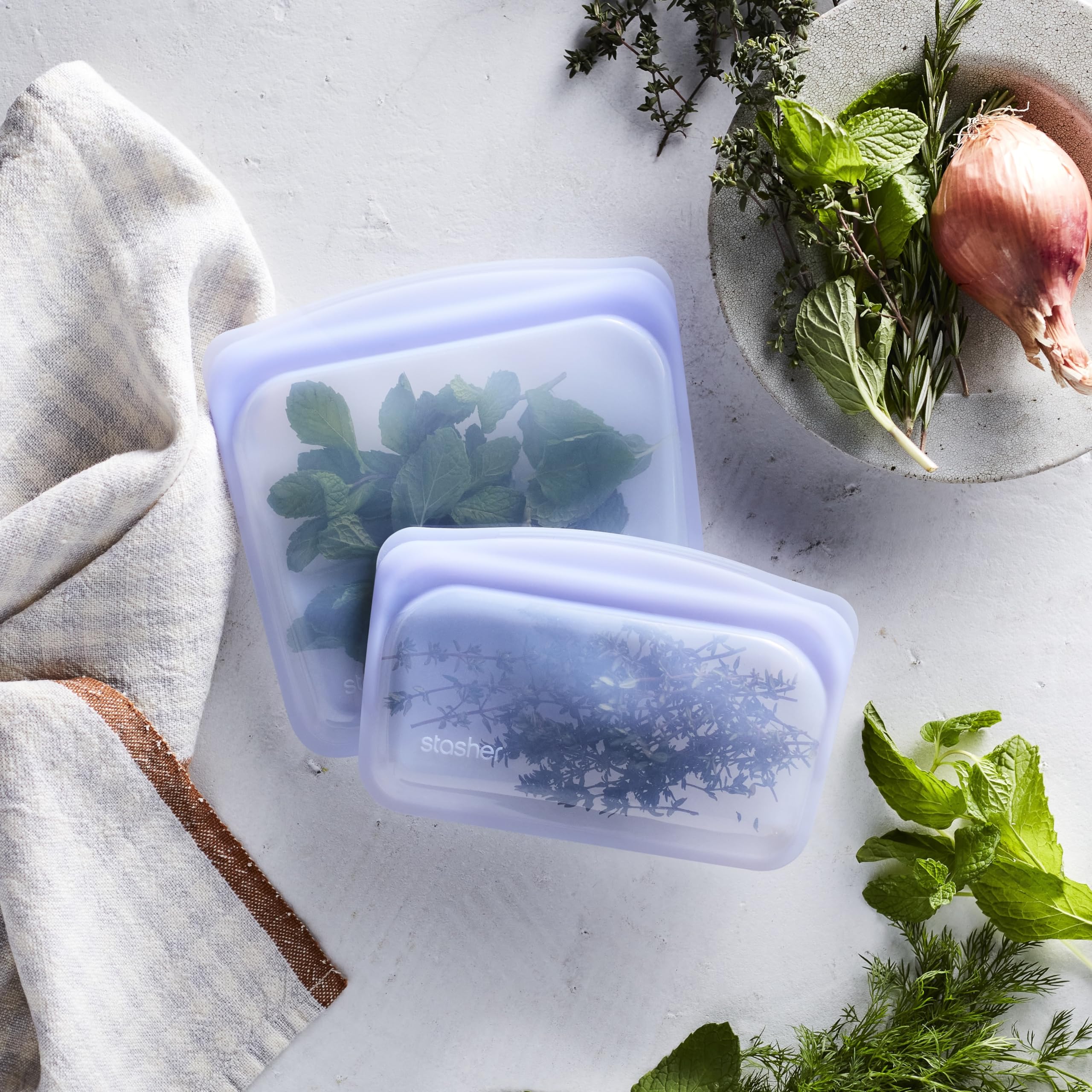 Stasher Silicone Reusable Storage Bags, 4-Pack, Reusable Freezer Bags, Microwave, Dishwasher, Oven Safe, Sous Vide, Premium Lunch Containers, Eco Friendly, Food-safe Silicone Snack Bag, Clear